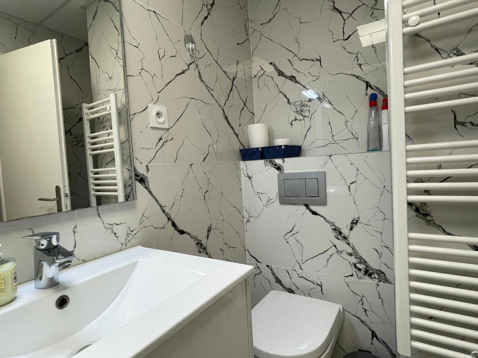 Appartement Imperia 2 *